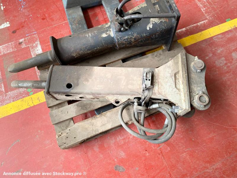 Photo Brise roche hydraulique BRH Pour pelle de 5T à 8T  image 3/7