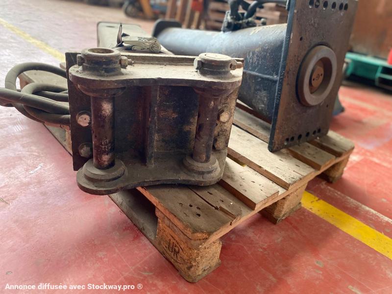 Photo Brise roche hydraulique BRH Pour pelle de 5T à 8T  image 6/7
