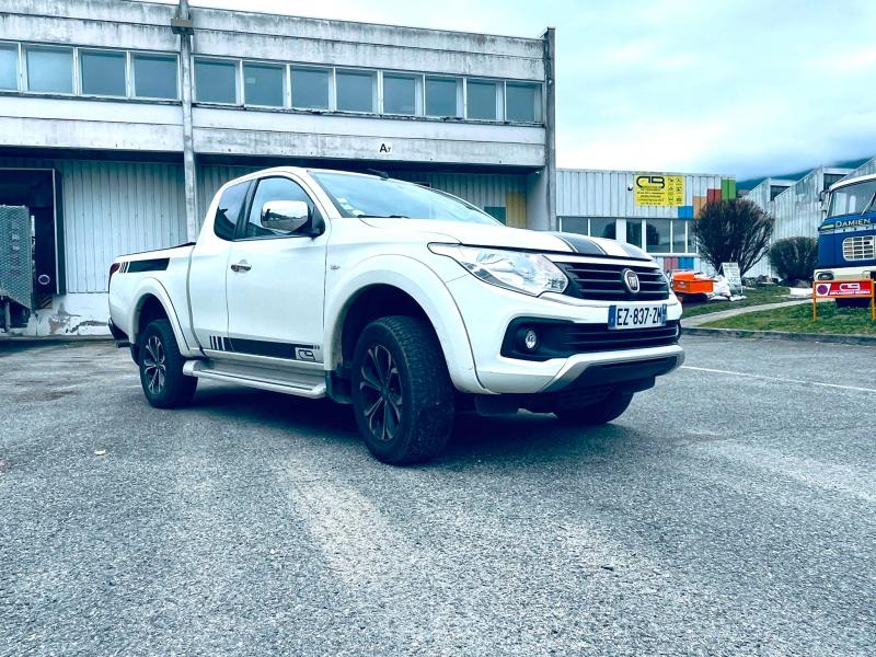 FIAT Véhicule utilitaire Pickup FULLBACK 4X4