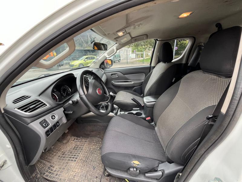 Voiture FIAT Véhicule utilitaire Pickup FULLBACK 4X4