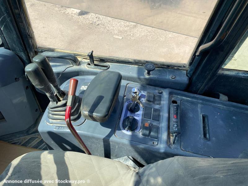 Photo Komatsu WA250-5H Chargeuse à pneus image 12/16