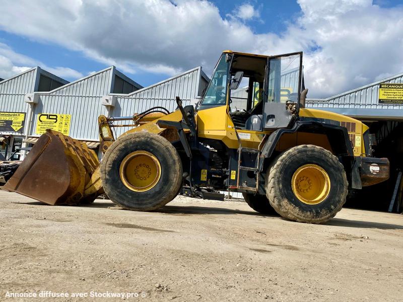 Photo Komatsu WA250-5H Chargeuse à pneus image 2/16