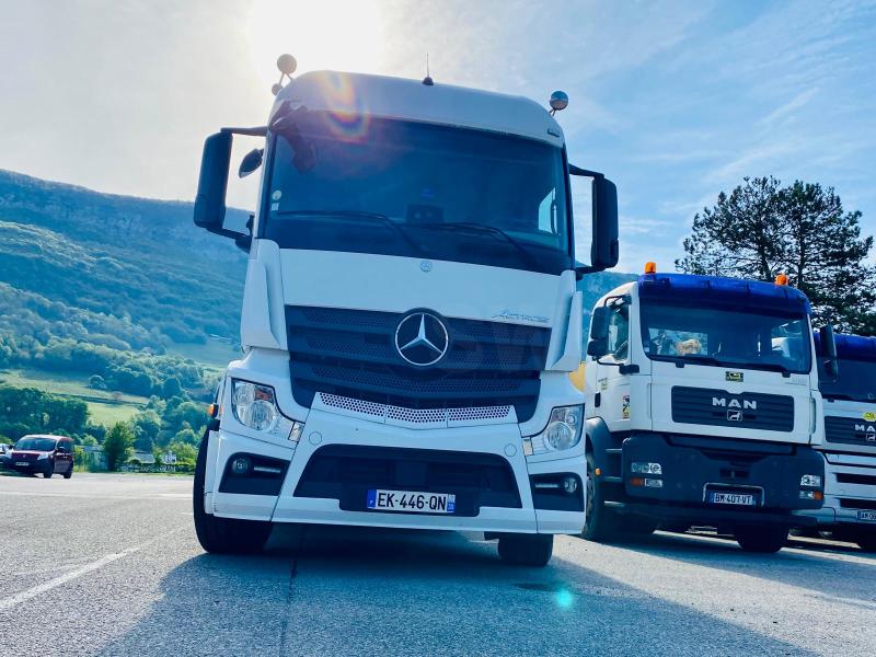 Tracteur MERCEDES Tracteur routier ACTROS 1851 4X2 avec KIT HYDRAULIQUE