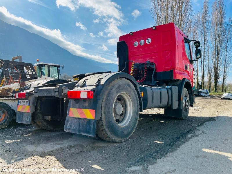 Photo RENAULT Tracteur TRUCKS PREMIUM 420.19 4x2  image 5/17