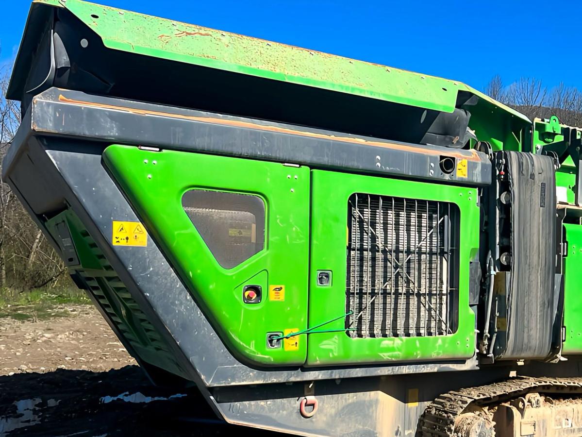 Concassage/recyclage TEREX EVOQUIP COBRA 290R CONCASSEUR MOBILE A CHENILLE