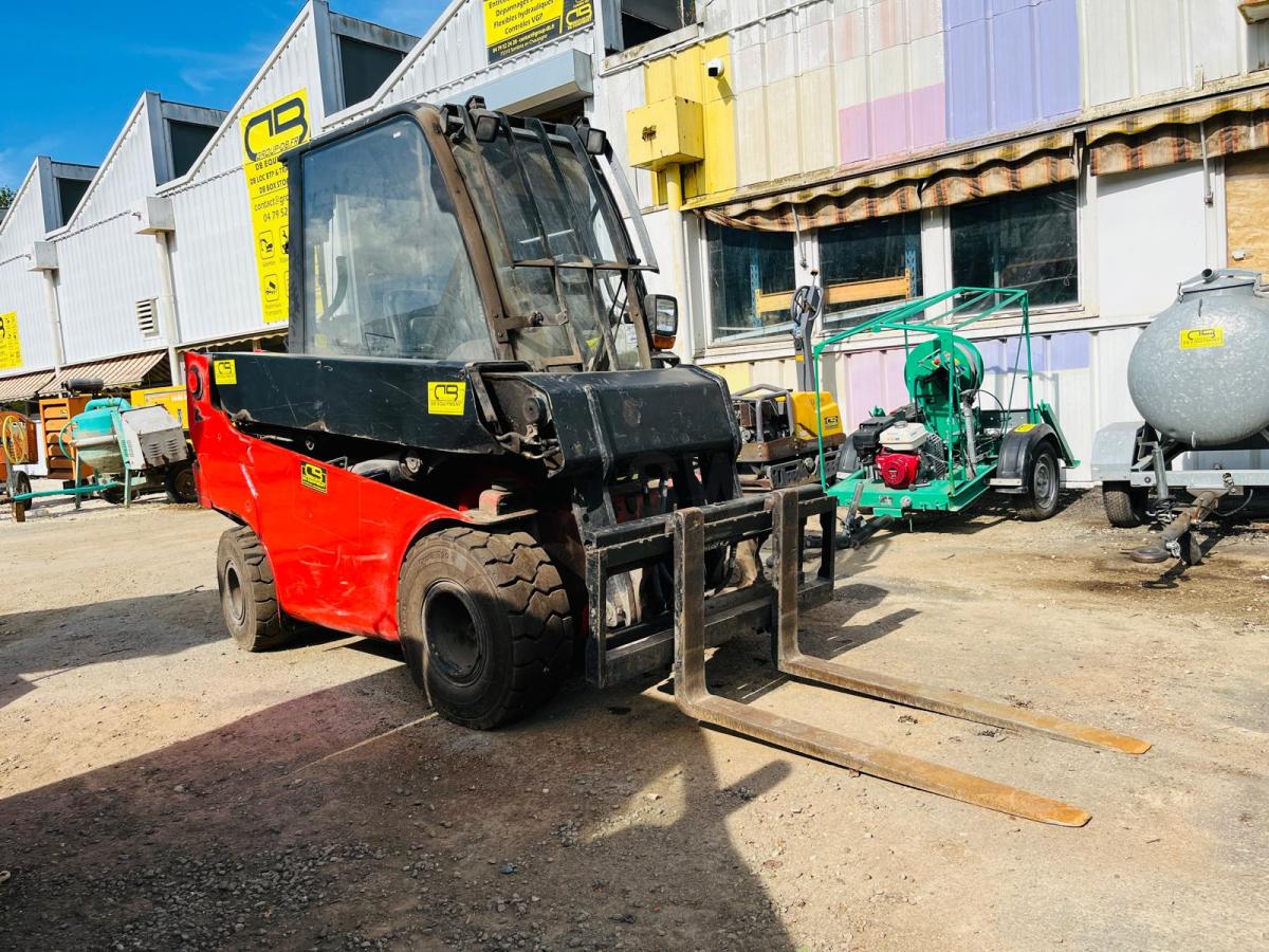 JCB Chariot télescopique à gaz 20D TELETRUCK