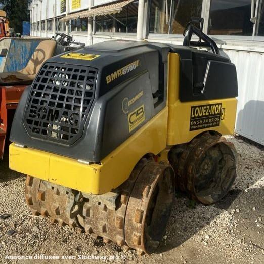 Photo BOMAG BMP 8500 compacteur à pied de mouton  image 4/11