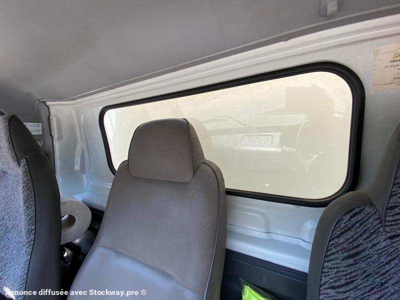 Photo ISUZU Camion SÉRIE N AVEC 2 STRUCTURES CHAPITEAUX  image 17/23
