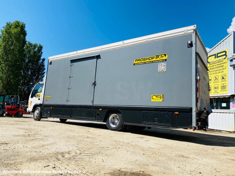 Photo ISUZU Camion SÉRIE N AVEC 2 STRUCTURES CHAPITEAUX  image 3/23