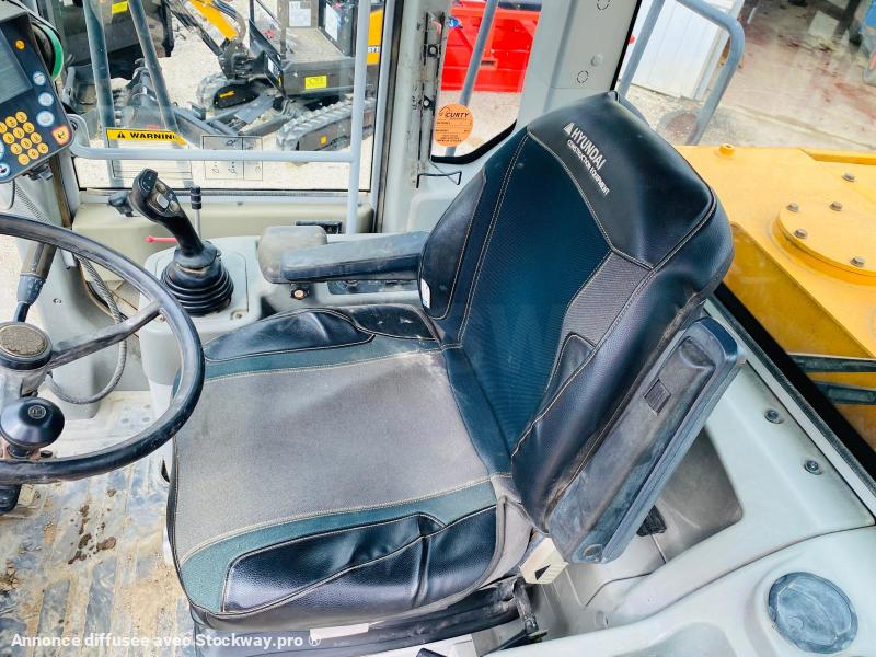 Photo HYUNDAI Chargeuse articulé HL770-7A 23T  image 16/23