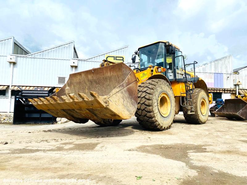 Photo HYUNDAI Chargeuse articulé HL770-7A 23T  image 2/23