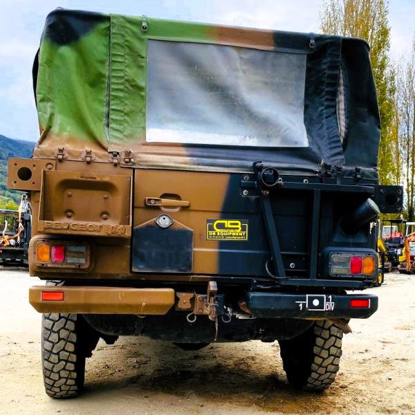 Voiture PEUGEOT P4 VLTT Militaire réformé (NET DE TVA)