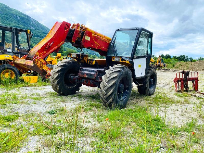 Chariot à mât rétractable MANITOU MT 928-4 Chariot télescopique 9M (NET DE TVA)