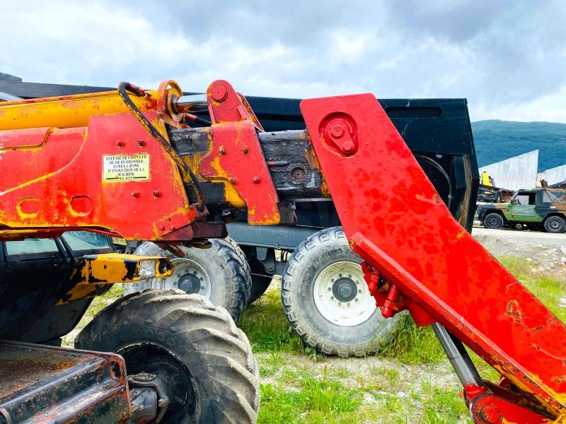 Chariot à mât rétractable MANITOU MT 928-4 Chariot télescopique 9M (NET DE TVA)