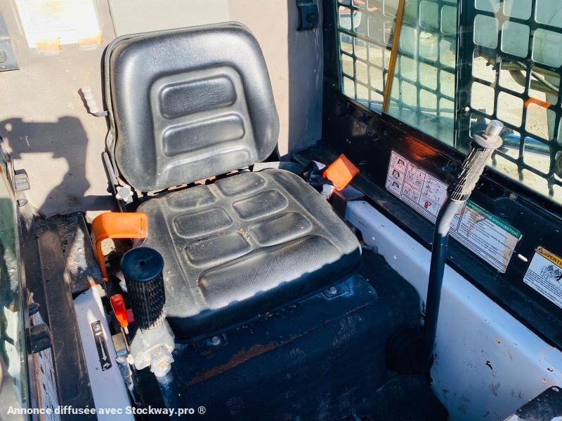 Photo BOBCAT S100 mini chargeuse sur pneu (AVEC ACCESSOIRES)  image 10/10