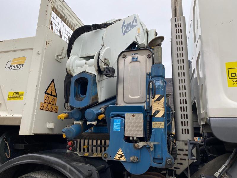 Camion RENAULT KERAX 8x4 520 BIBENNE CIF GRUE CORMACH