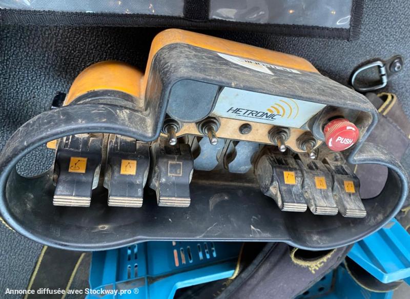 Photo RENAULT KERAX 8x4 520 BIBENNE CIF GRUE CORMACH  image 20/29