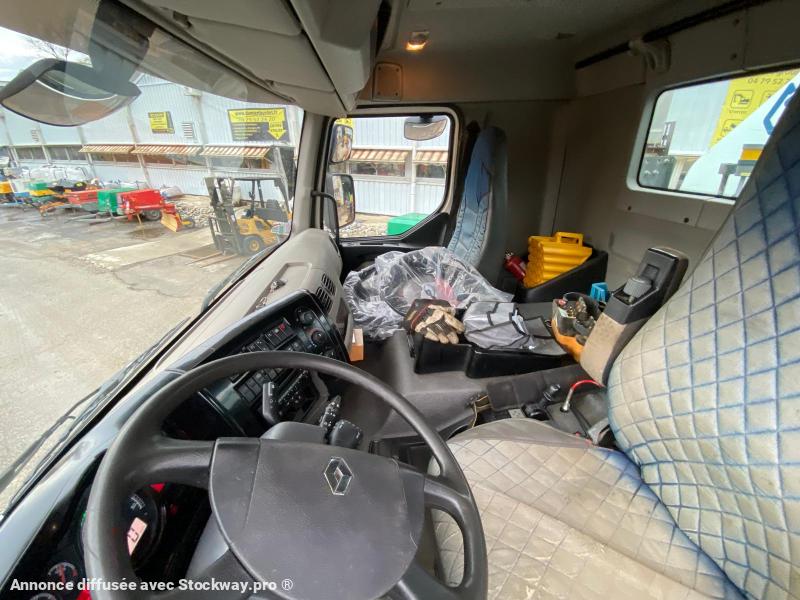 Photo RENAULT KERAX 8x4 520 BIBENNE CIF GRUE CORMACH  image 21/29