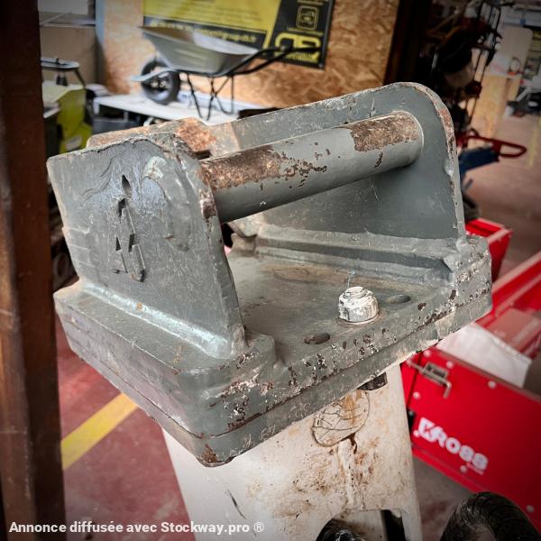 Photo Marteau brise roche hydraulique BRH pour pelle 2 a 4T  image 8/9