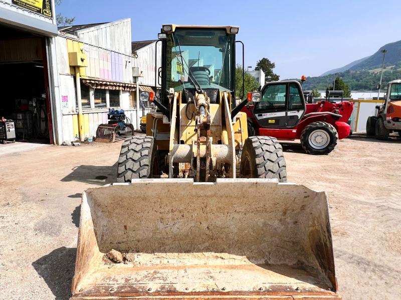 Chargeuse Caterpillar 914G