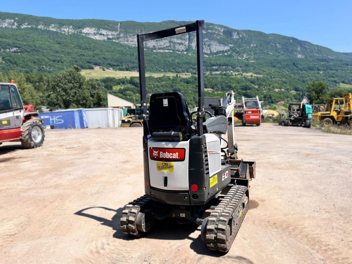 Pelle Bobcat E10 Z