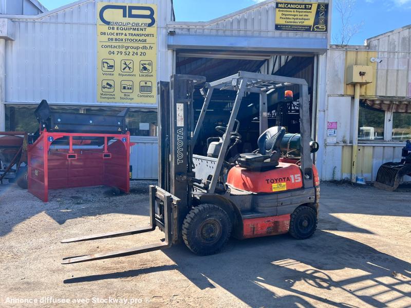 Toyota 426 FGF15 CHARIOT ELEVATEUR A GAZ 1,5T 4,3m