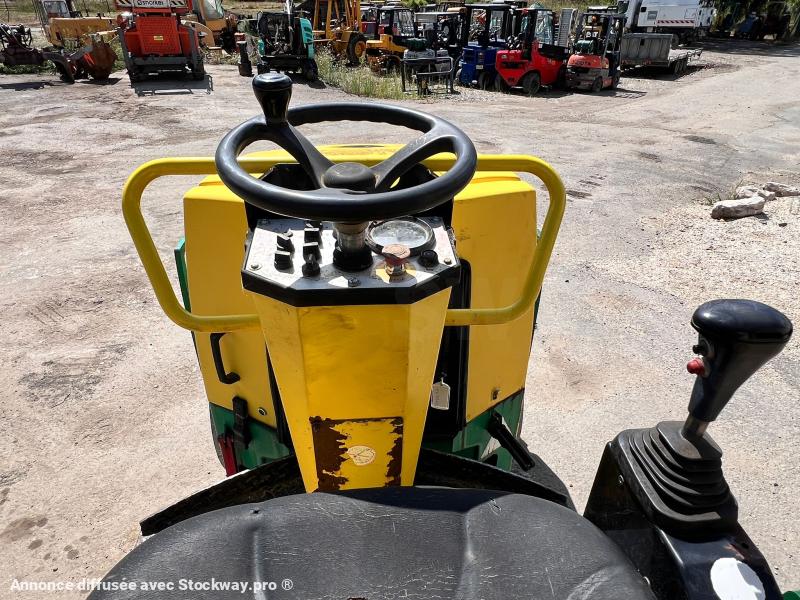 Photo Ammann COMPACTEUR AV26-2 ROULEAU TANDEM VIBRANT ARTICULÉ  image 8/18