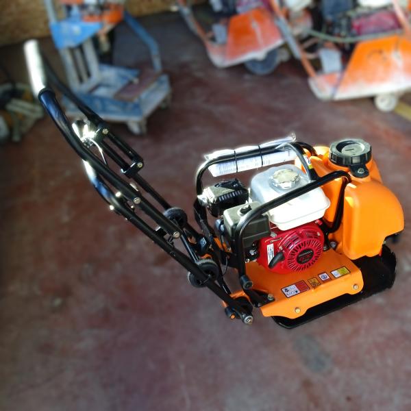 Compacteur Spatmat Plaque vibrante 90Kg SPATMAT MS90