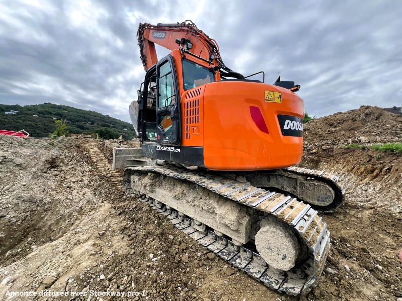 Photo Doosan DX235 LCR-5 PELLE A CHENILLES 26T  image 2/16