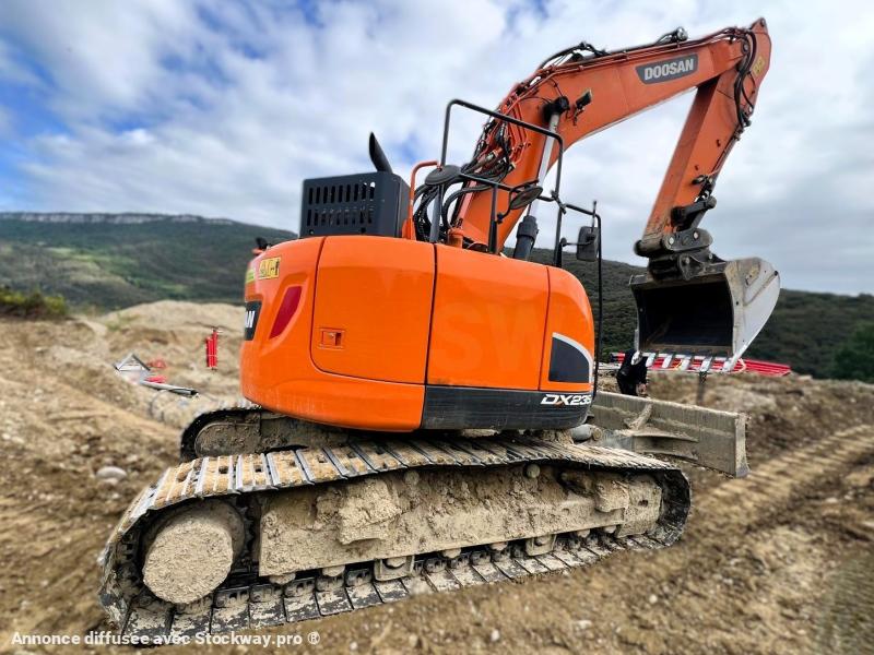 Photo Doosan DX235 LCR-5 PELLE A CHENILLES 26T  image 4/16