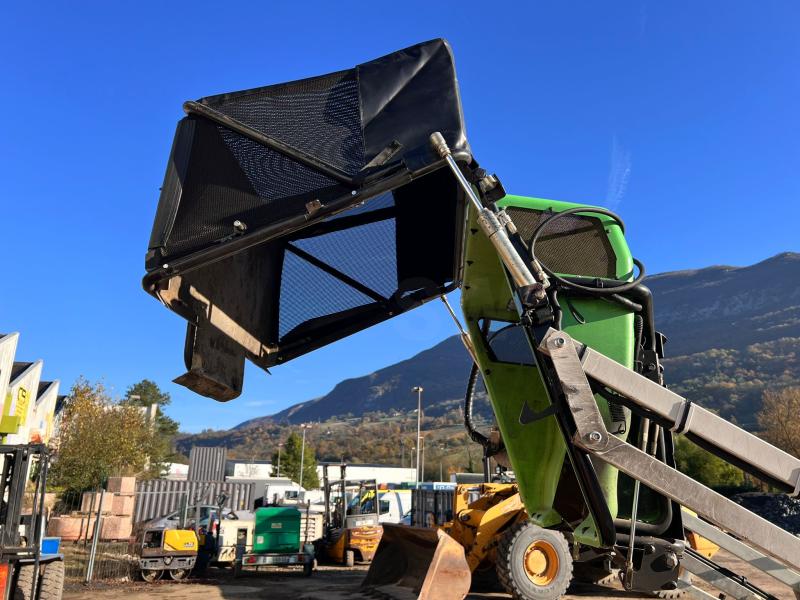 Entretien des espaces verts ETESIA HYDRO 124D Tondeuse autoportée 124cm