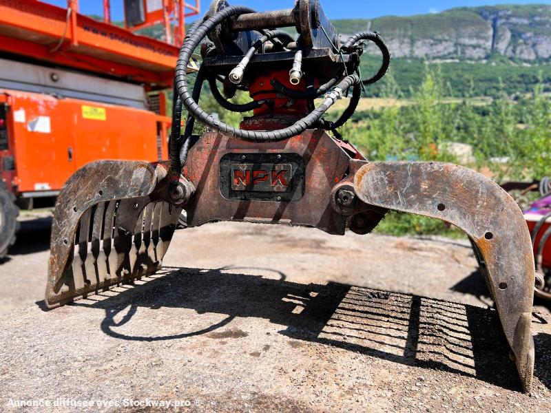 Photo NPK DG-14 Pince de tri pour pelle de 8 à 15T  image 2/7