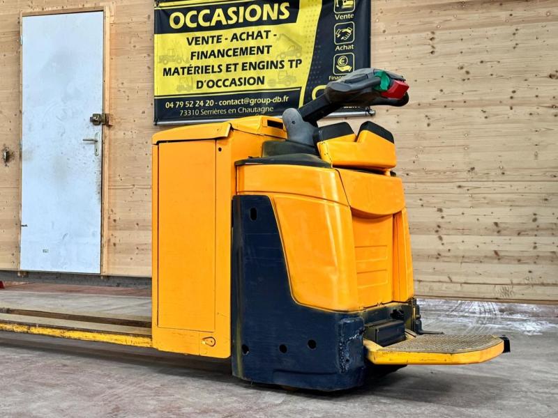 Gerbeur Jungheinrich ERE225 Gerbeur transpalette électrique