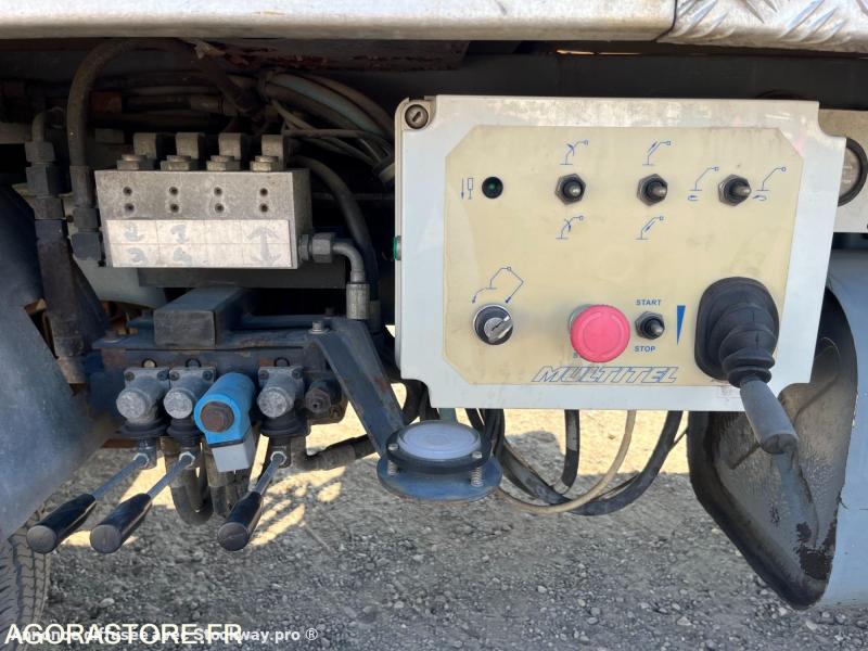 Photo Mazda Bongo Fourgon Nacelle 14,5m image 17/19