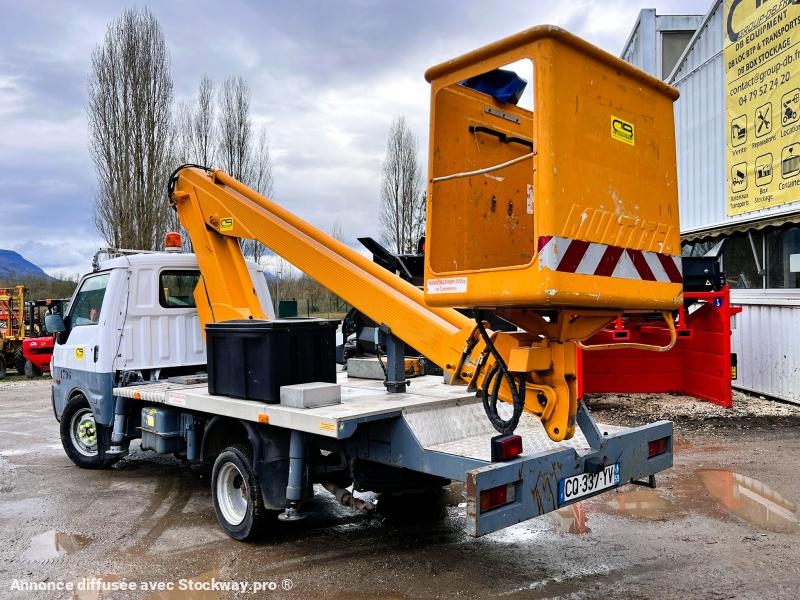 Photo Mazda Bongo Fourgon Nacelle 14,5m image 3/19