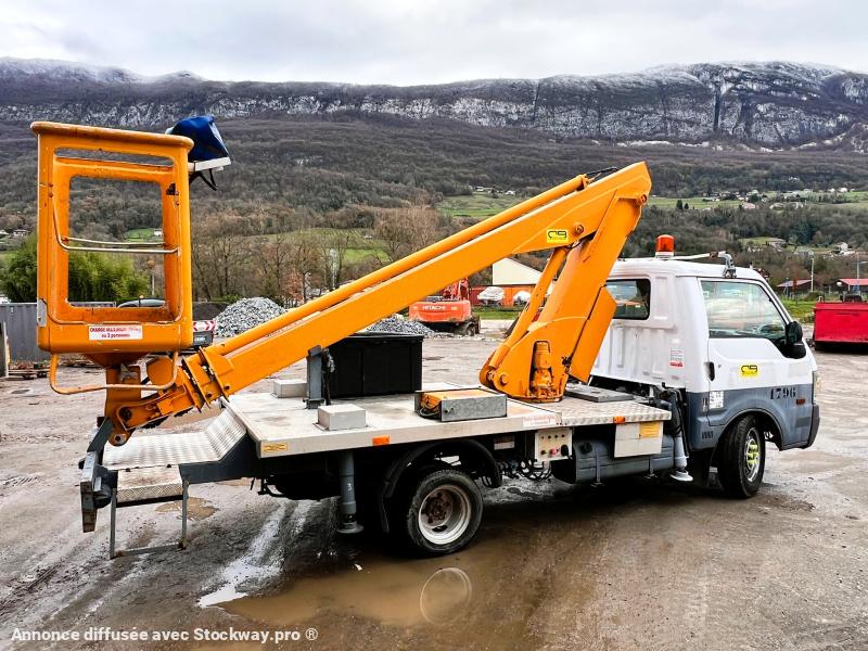 Photo Mazda Bongo Fourgon Nacelle 14,5m image 5/19