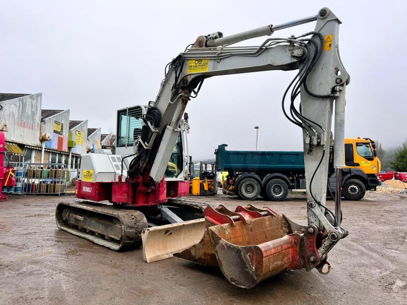 Pelle Takeuchi TB280FR pelle à chenille 8T