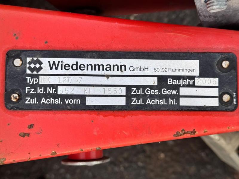 Équipements TP Wiedenmann RK 120 Z Balayeuse et ramasse-feuilles pour tracteur agricole