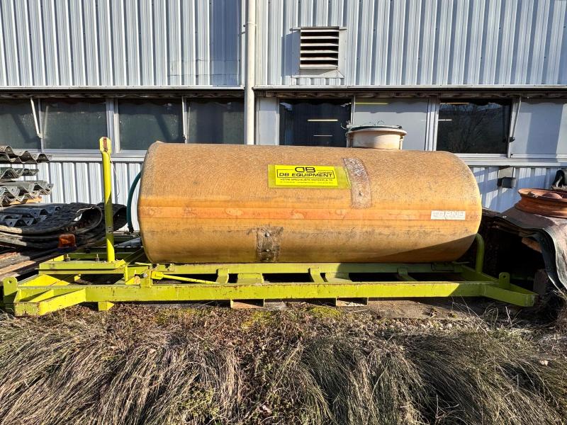 Cornu 3000L Cuve sur berce (PRIX NET DE TVA)