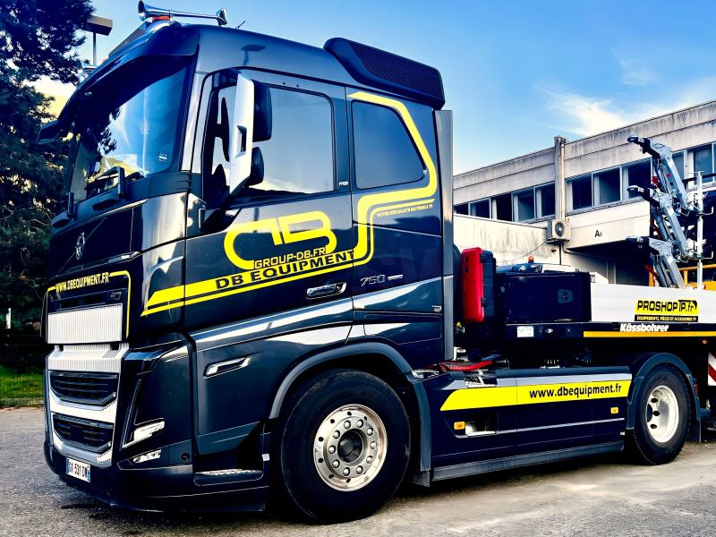 Tracteur Volvo FH16 4x2 750cv Euro6 65T avec hydraulique