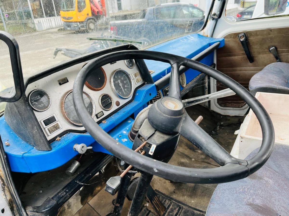 Camion Saviem SG 2 Camion benne 3,5T