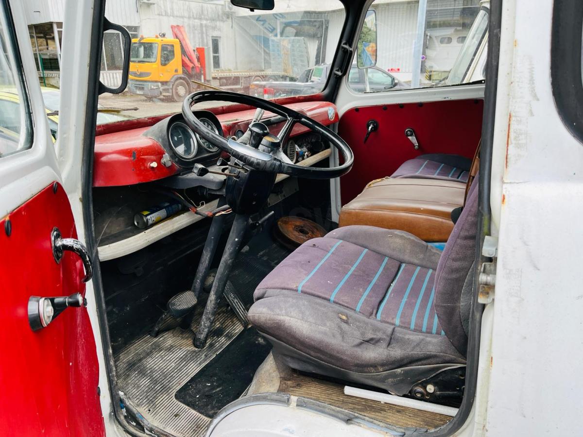Camion Saviem Super Goelette camion benne 3,5T