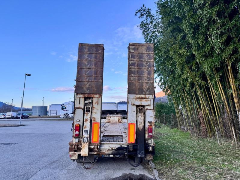 Semi-remorque Actm S44315CHC porte engins 3 essieux 34T