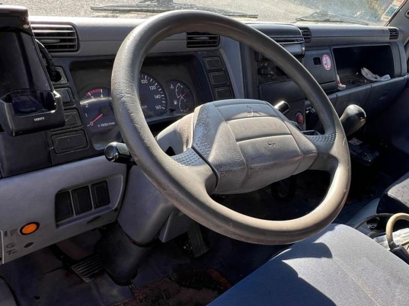 Camion Mitsubishi Fuso Camion ampliroll 6,5T