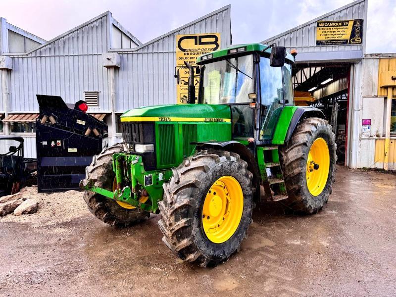 John Deere                 7710 MR TRACTEUR AGRICOLE