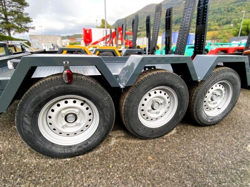 Remorque Moiroud TR3500 Remorque porte-engins 3,5T 3 essieux neuve MOIROUD