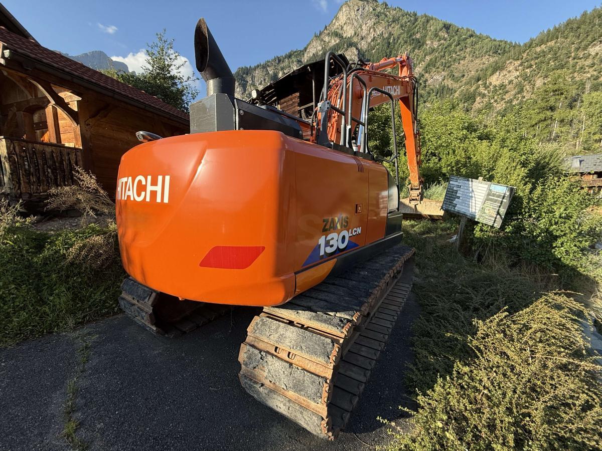 Pelle Hitachi ZX130LCN-6 Pelle sur chenilles 14T