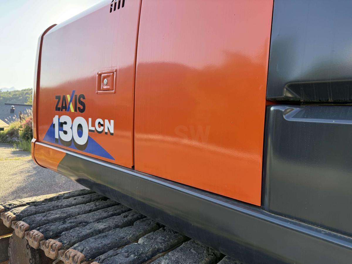 Pelle Hitachi ZX130LCN-6 Pelle sur chenilles 14T