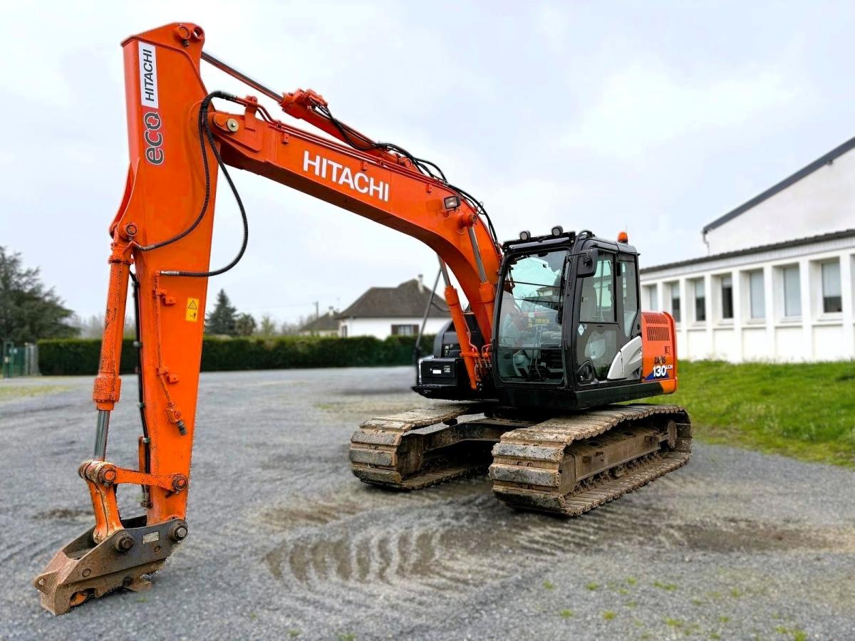 Pelle Hitachi ZX130LCN-6 Pelle sur chenilles 14T