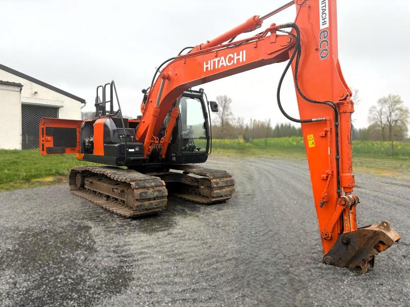 Pelle Hitachi ZX130LCN-6 Pelle sur chenilles 14T